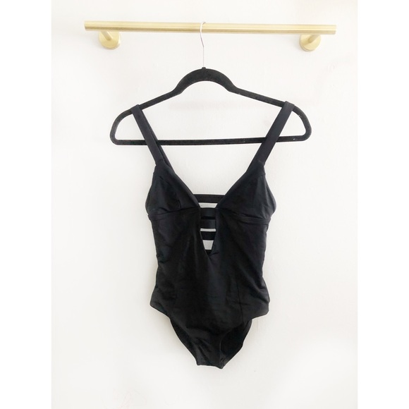 Vitamin A | Neutra Maillot One Piece Swimsuit - Picture 4 of 7